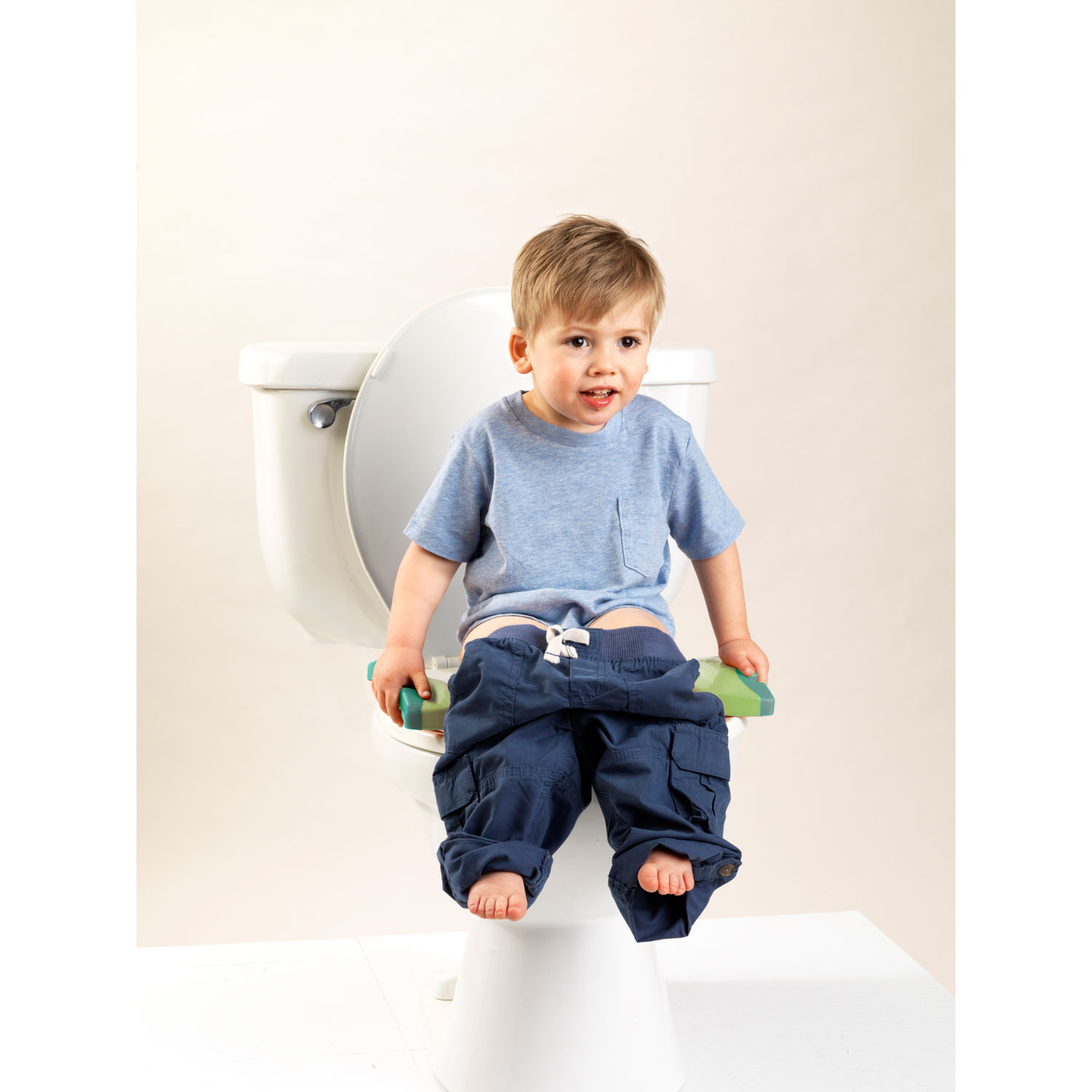 Boy-on-Potette-seat-retoc